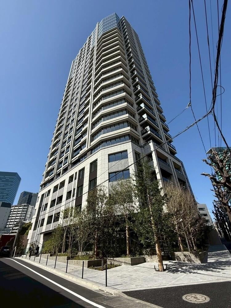 1LDK apartment in Shibuya Ward, Tokyo - Photo 1