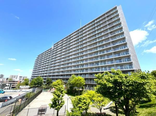 4LDK apartment in Toyohira Ward, Sapporo, Hokkaido - Photo 1