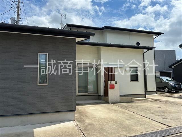 3LDK house in Mito, Ibaraki - Photo 1