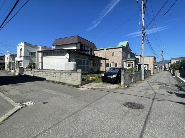 327 m² land in Aomori, Aomori - Photo 1