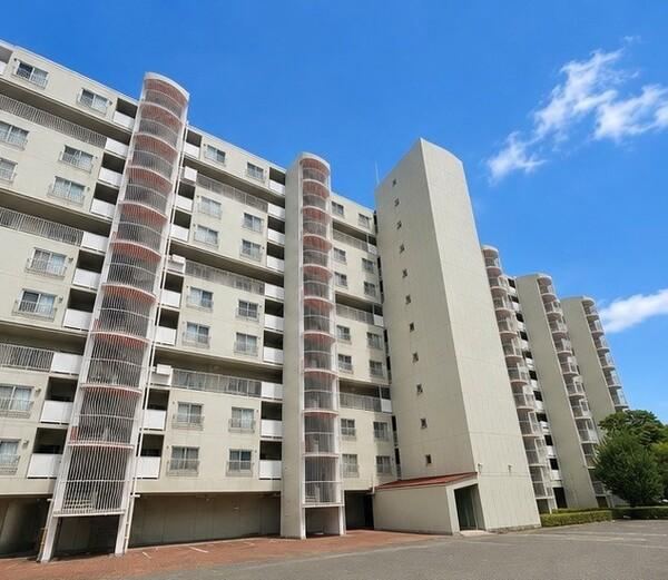 3LDK apartment in Asahi Ward, Osaka - Photo 1
