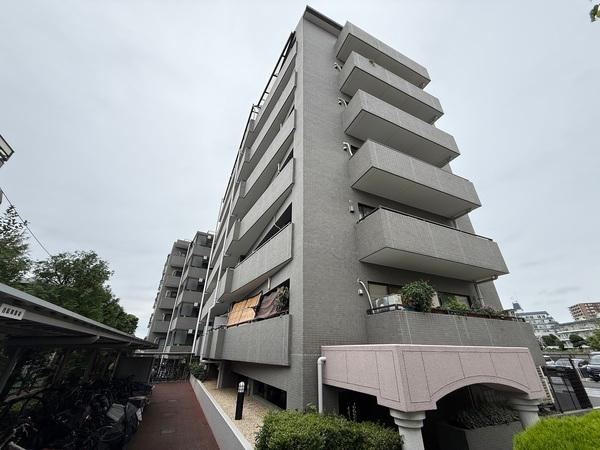 3LDK apartment in Itabashi Ward, Tokyo - Photo 1