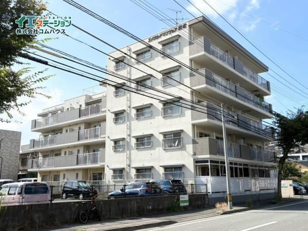 3DK apartment in Higashi Ward, Fukuoka - Photo 1