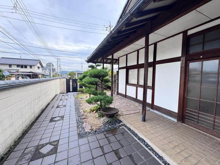 6DK house in Tsuyama, Okayama - Photo 1