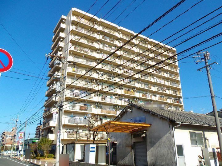 3LDK apartment in Minami Ward, Hiroshima - Photo 1