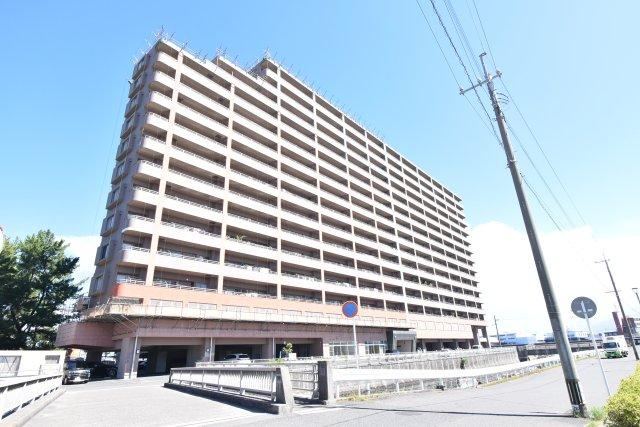 3LDK apartment in Kagoshima, Kagoshima - Photo 1