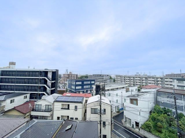 3LDK apartment in Katsushika Ward, Tokyo - Photo 1