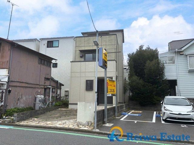 3LDK house in Chigasaki, Kanagawa - Photo 1
