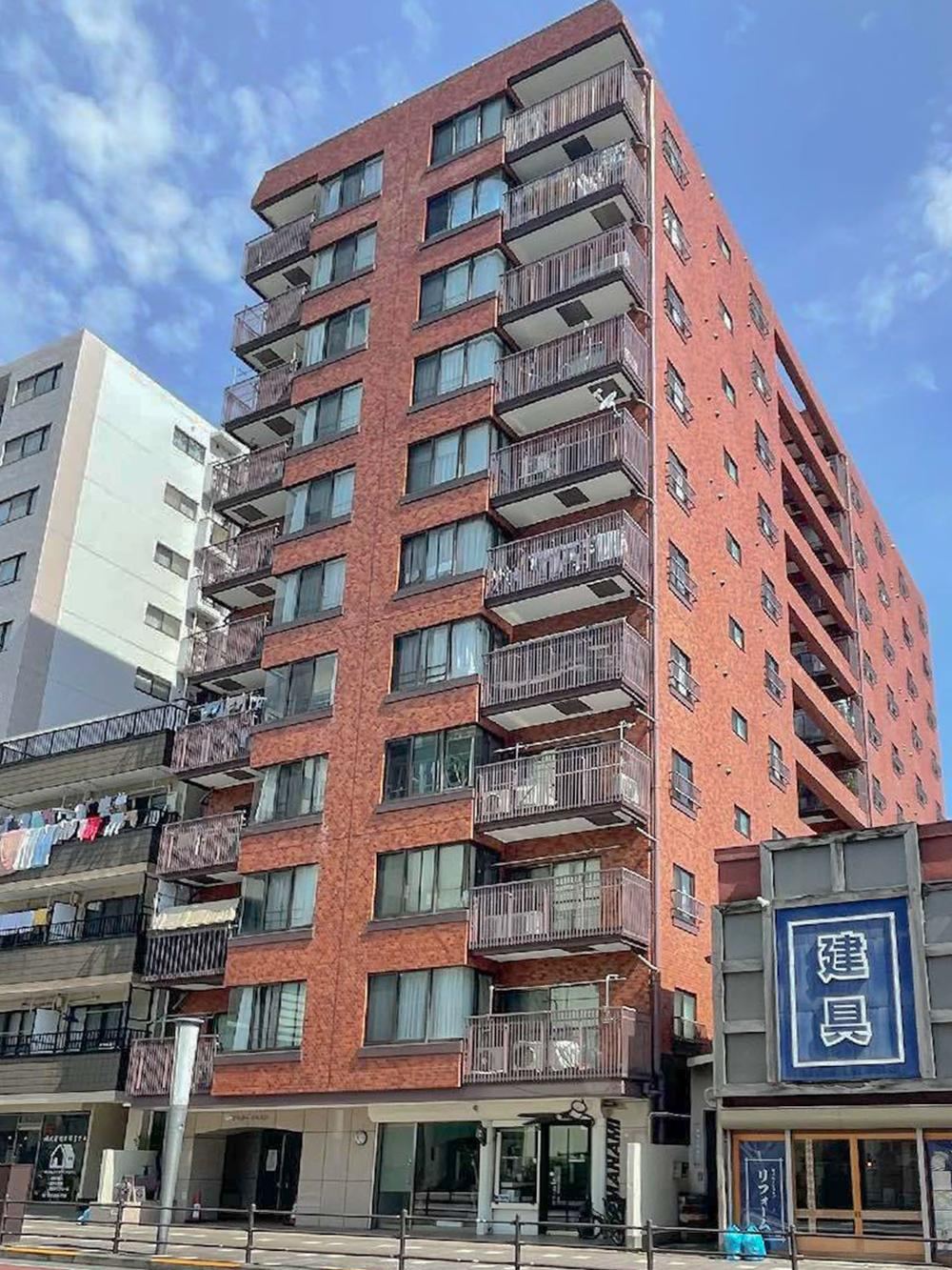 2LDK apartment in Hachioji, Tokyo - Photo 1
