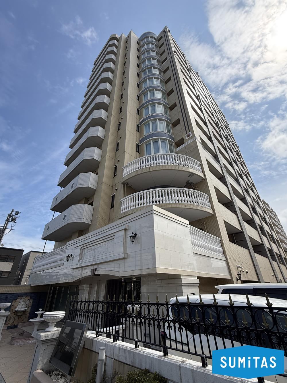 3LDK apartment in Higashi Ward, Sapporo, Hokkaido - Photo 1