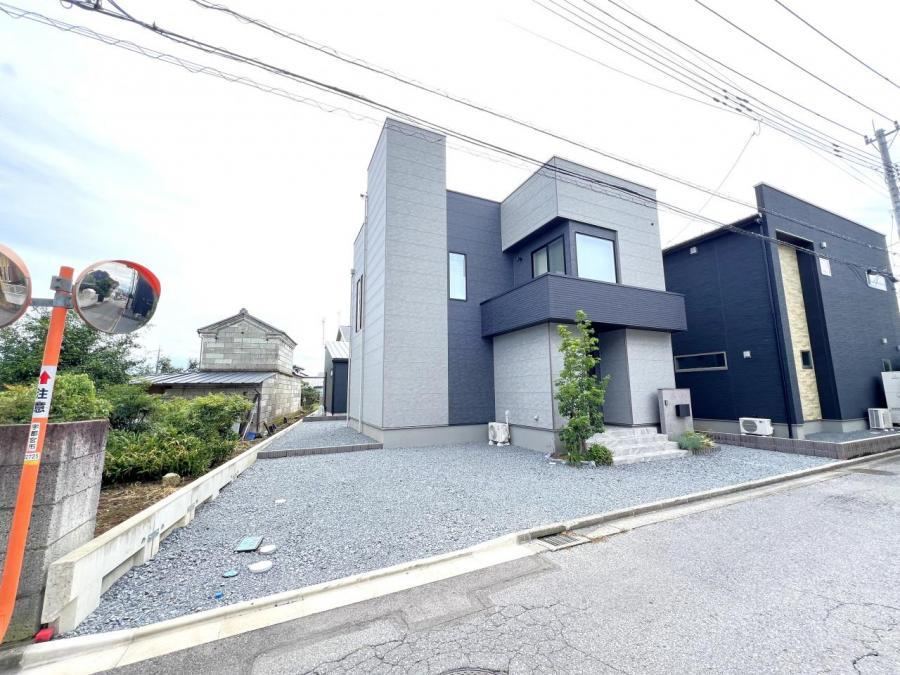 3LDK house in Utsunomiya, Tochigi - Photo 1