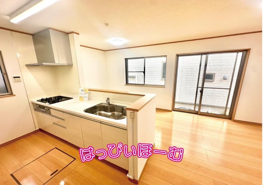 4LDK house in Kawaguchi, Saitama - Photo 1