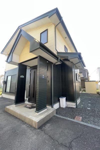 5LDK house in Hachinohe, Aomori - Photo 1