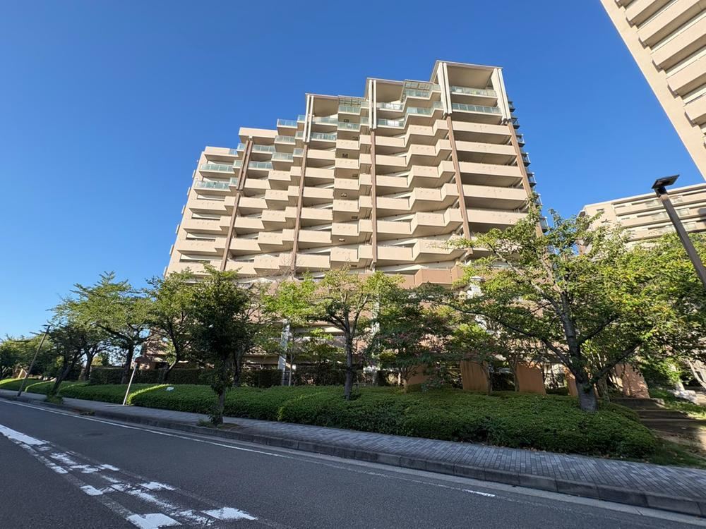 3LDK apartment in Yawata, Kyoto - Photo 1