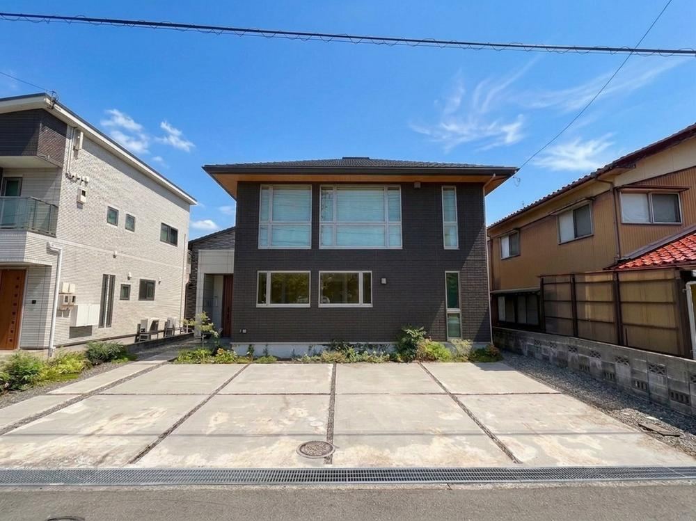 4LDK house in Kanazawa, Ishikawa - Photo 1