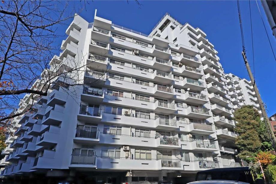 1LDK+S apartment in Shinagawa Ward, Tokyo - Photo 1