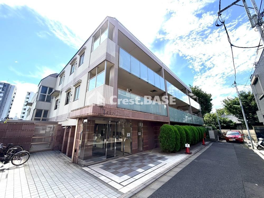 3LDK apartment in Shinagawa Ward, Tokyo - Photo 1