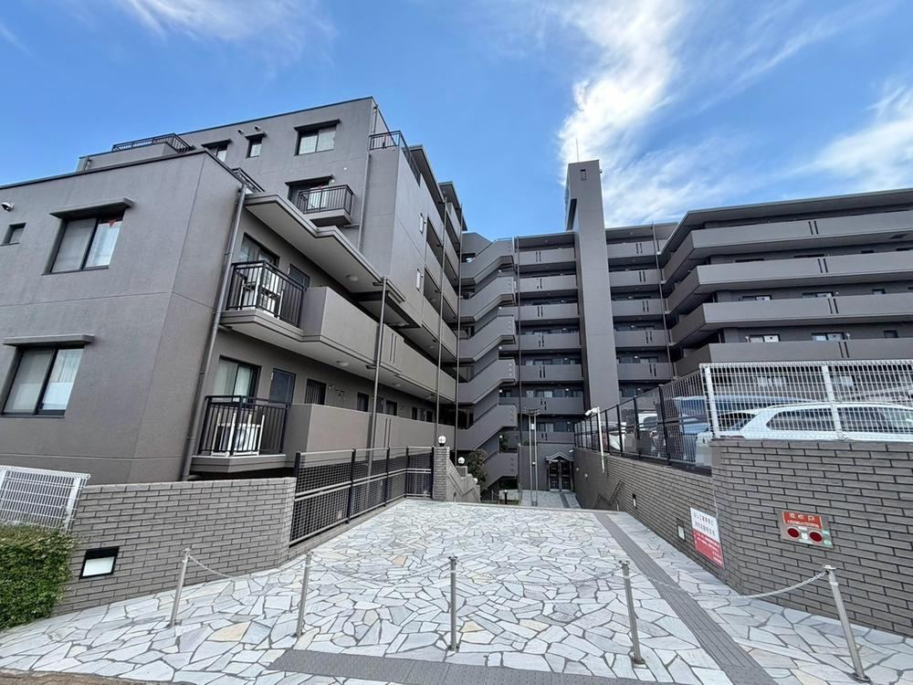 3LDK apartment in Muko, Kyoto - Photo 1