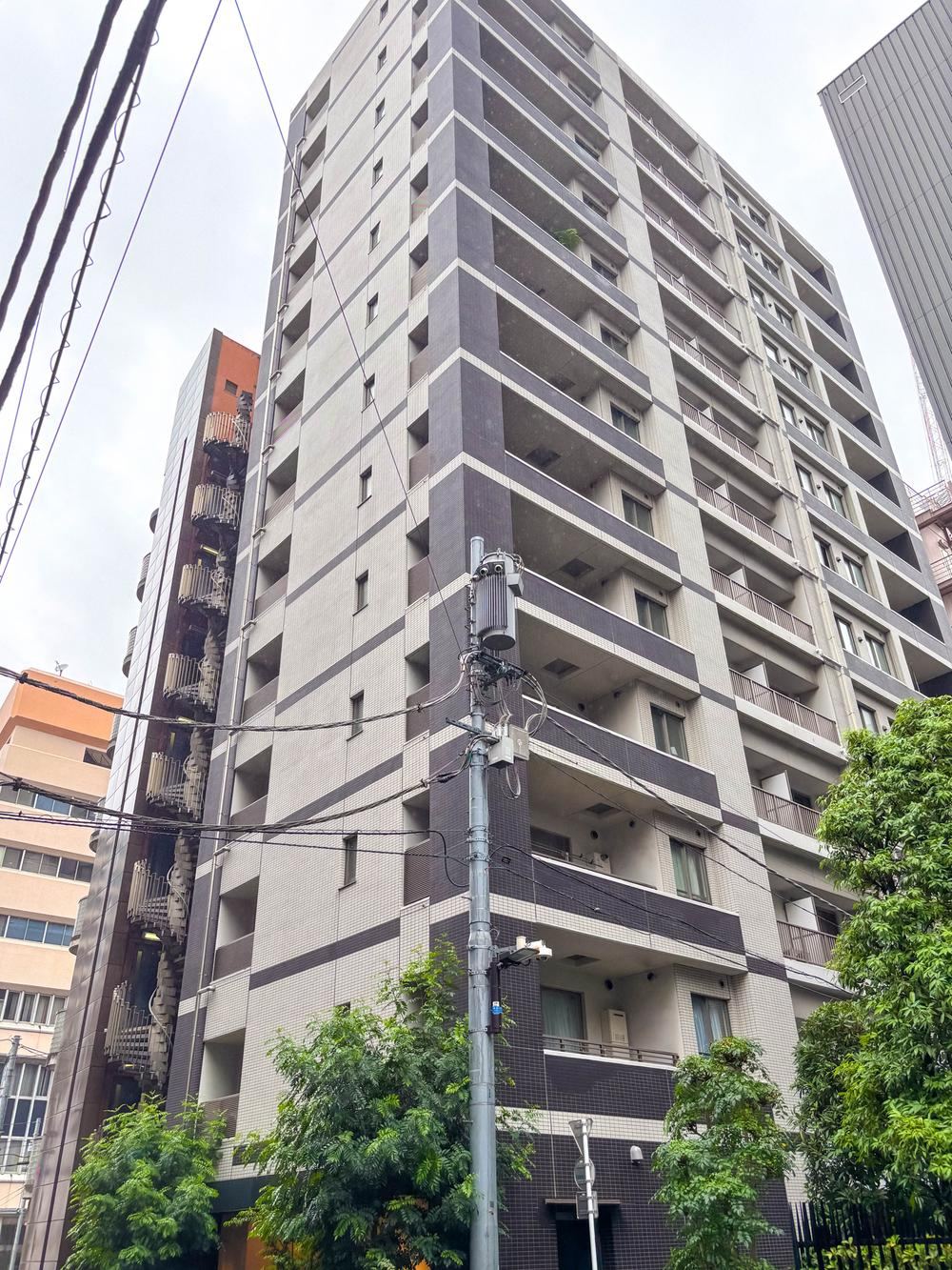 3LDK apartment in Chiyoda Ward, Tokyo - Photo 1