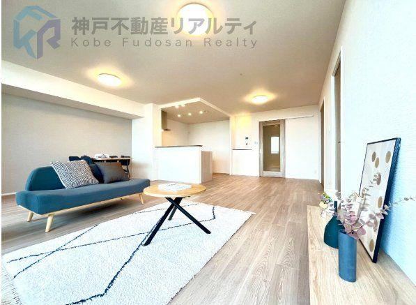 3LDK apartment in Nishinomiya, Hyogo - Photo 1