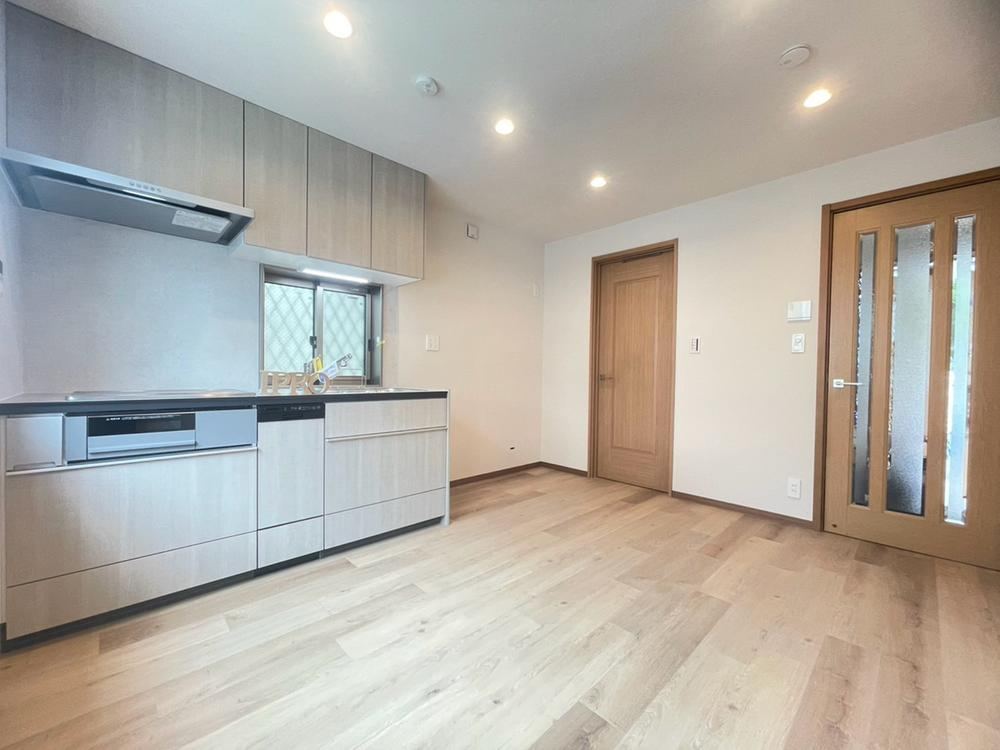 4LLDDKK+S house in Katsushika Ward, Tokyo - Photo 1