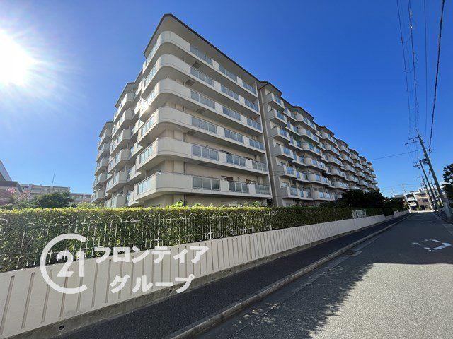 2LDK apartment in Nishinomiya, Hyogo - Photo 1