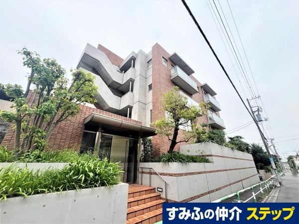 2LDK apartment in Setagaya Ward, Tokyo - Photo 1