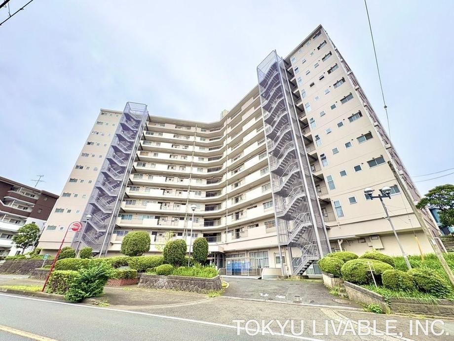 2LDK apartment in Fujisawa, Kanagawa - Photo 1