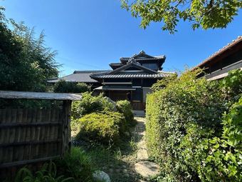 11LDK house in Mitoyo