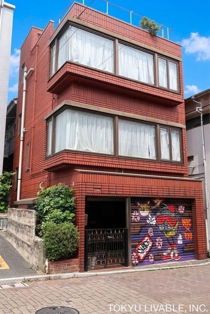 44 m² land in Shibuya Ward, Tokyo - Photo 1