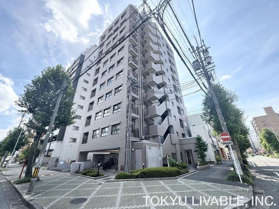 4LDK apartment in Naka Ward, Nagoya, Aichi - Photo 1