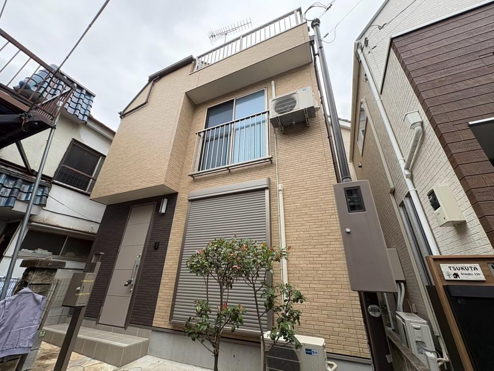 2LDK house in Adachi Ward, Tokyo - Photo 1