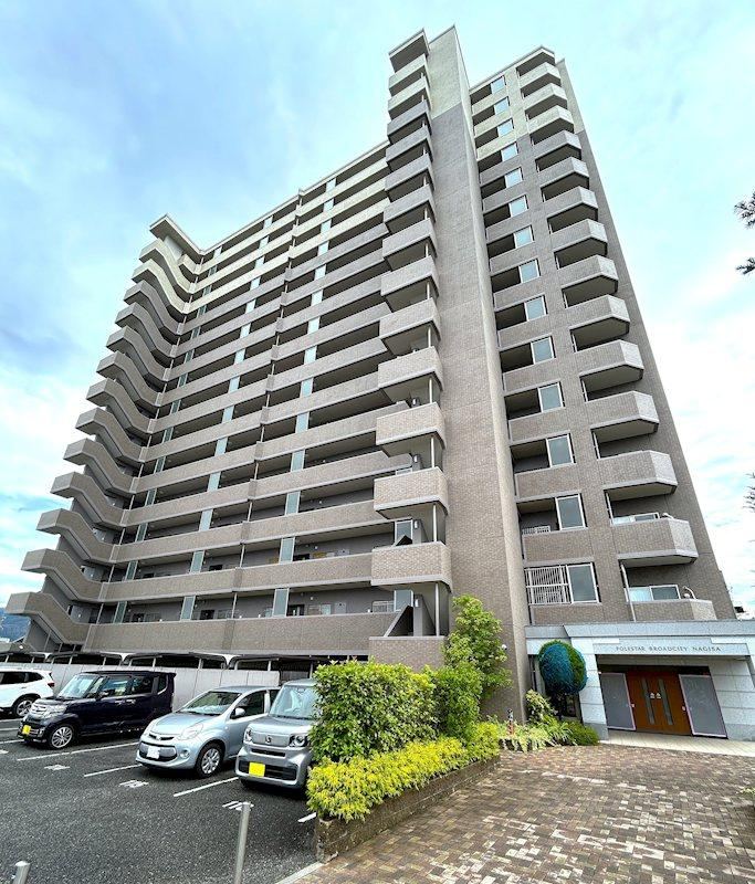 3LDK apartment in Matsumoto, Nagano - Photo 1
