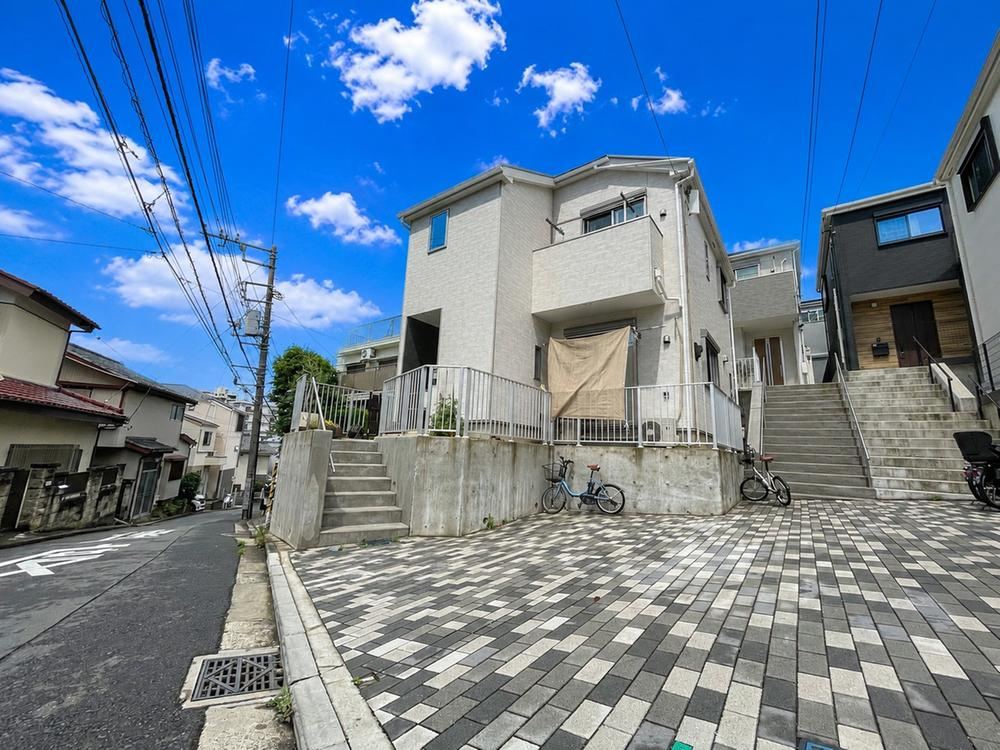 3LDK house in Kanagawa Ward, Yokohama, Kanagawa - Photo 1