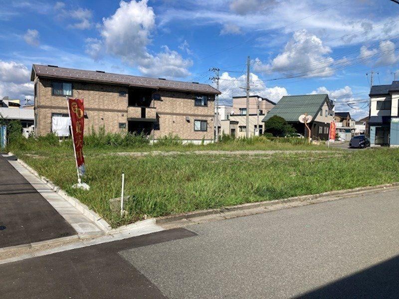 166 m² land in Akita, Akita - Photo 1