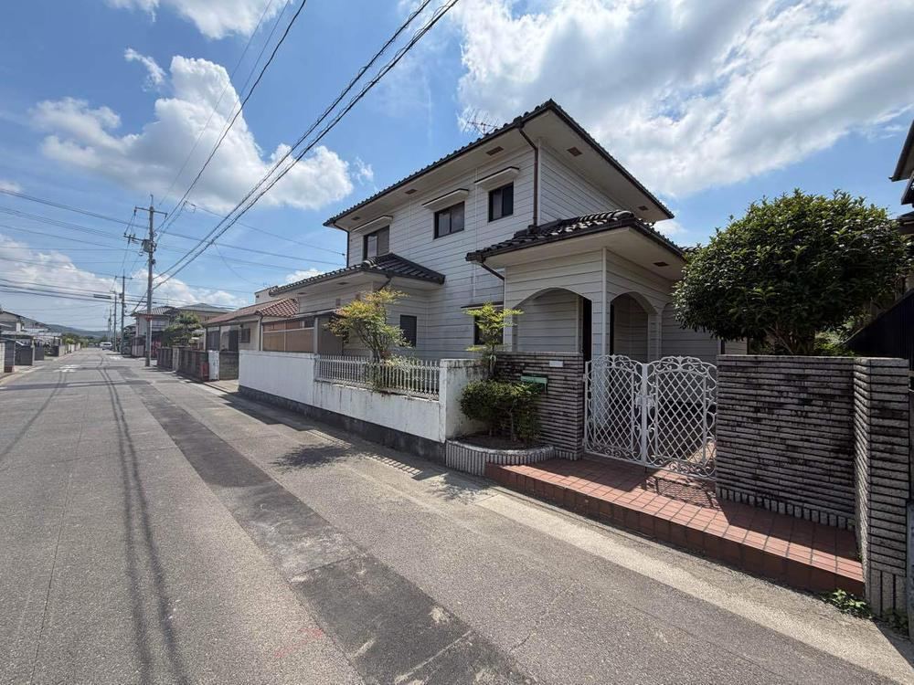 5LDK+S house in Higashi Ward, Okayama - Photo 1