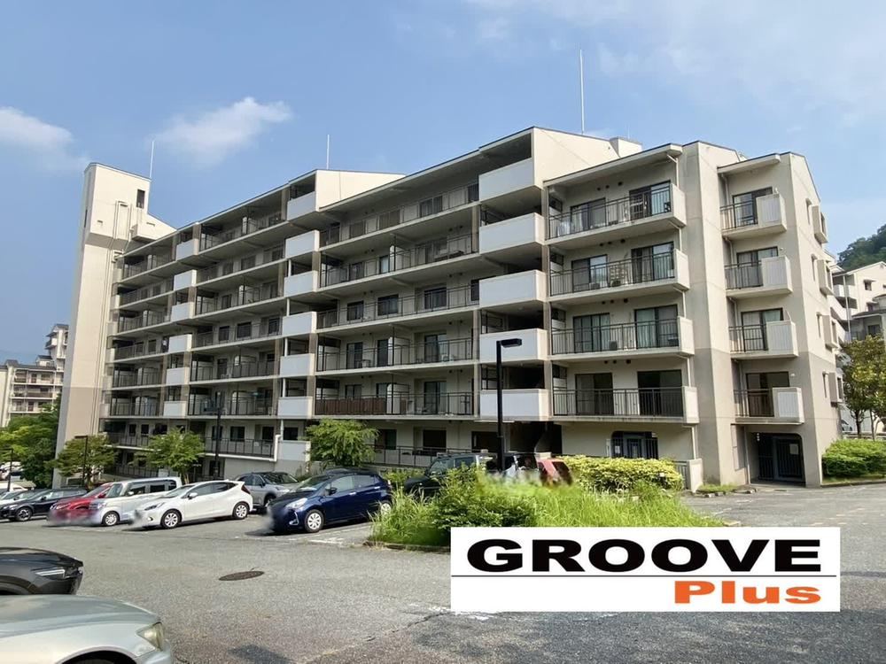 3LDK apartment in Kita Ward, Kobe, Hyogo - Photo 1