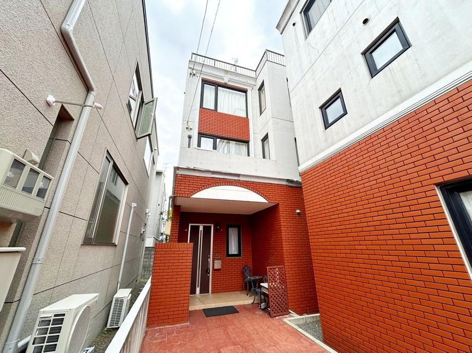 4LDK house in Chuo Ward, Sapporo, Hokkaido - Photo 1