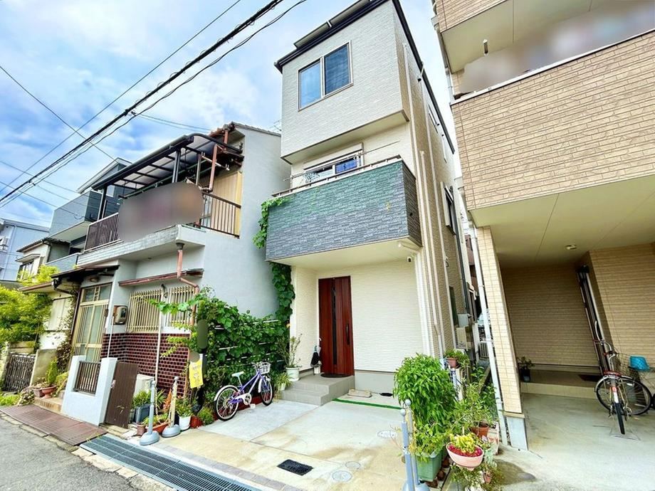 3LDK+S house in Takatsuki, Osaka - Photo 1