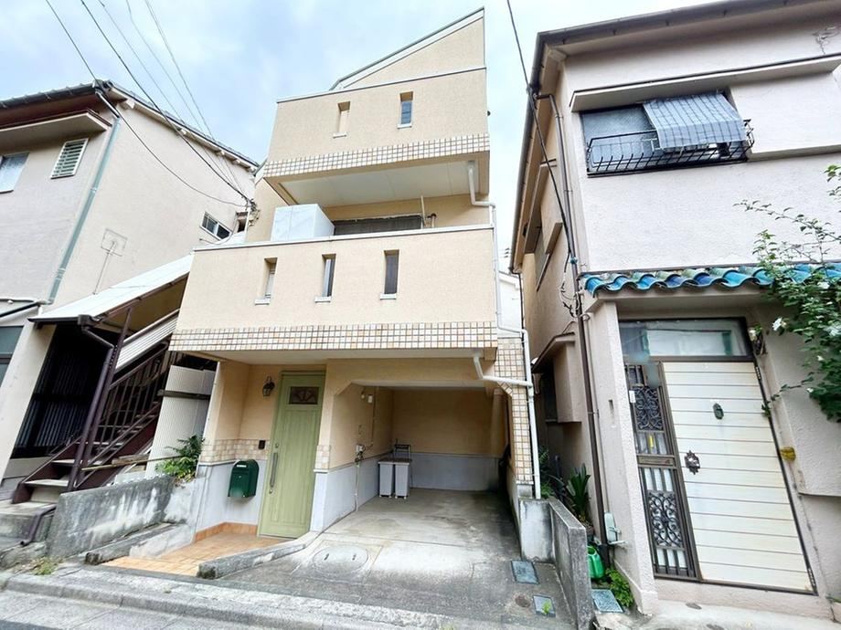 2LDK+S house in Nakano Ward, Tokyo - Photo 1