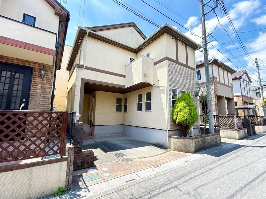 4LDK house in Shiki, Saitama - Photo 1