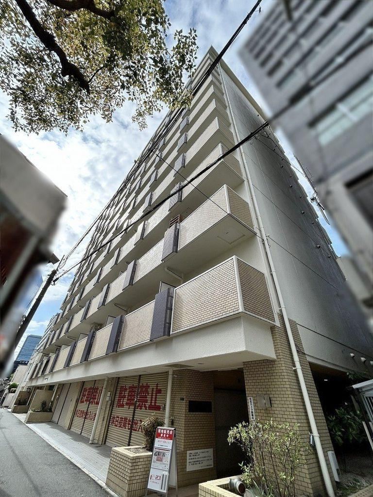 studio apartment in Kita Ward, Osaka - Photo 1