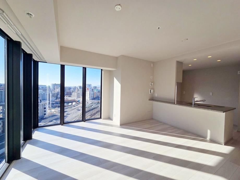 2LDK apartment in Kita Ward, Osaka - Photo 1