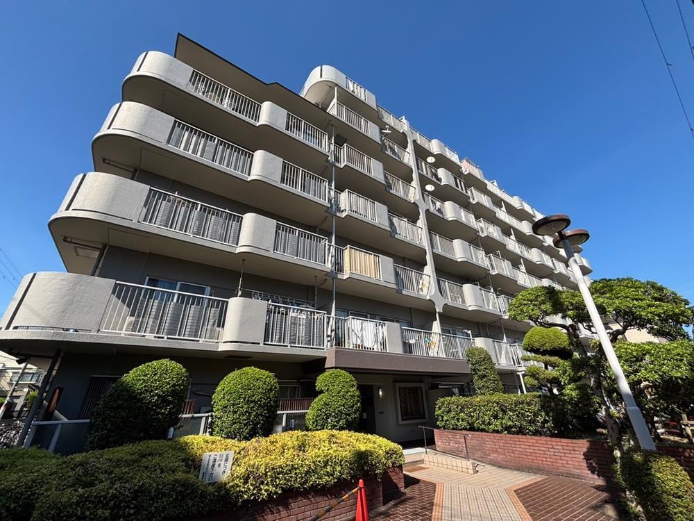 2LDK+S apartment in Higashisumiyoshi Ward, Osaka - Photo 1