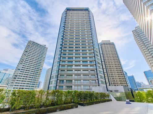 2LDK apartment in Nishi Ward, Yokohama, Kanagawa - Photo 1