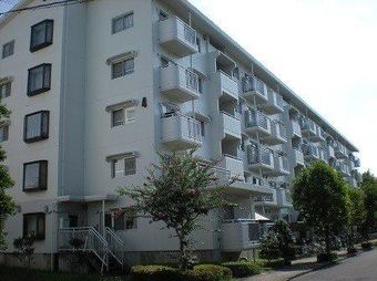 3LDK apartment in Kitakatsushika District