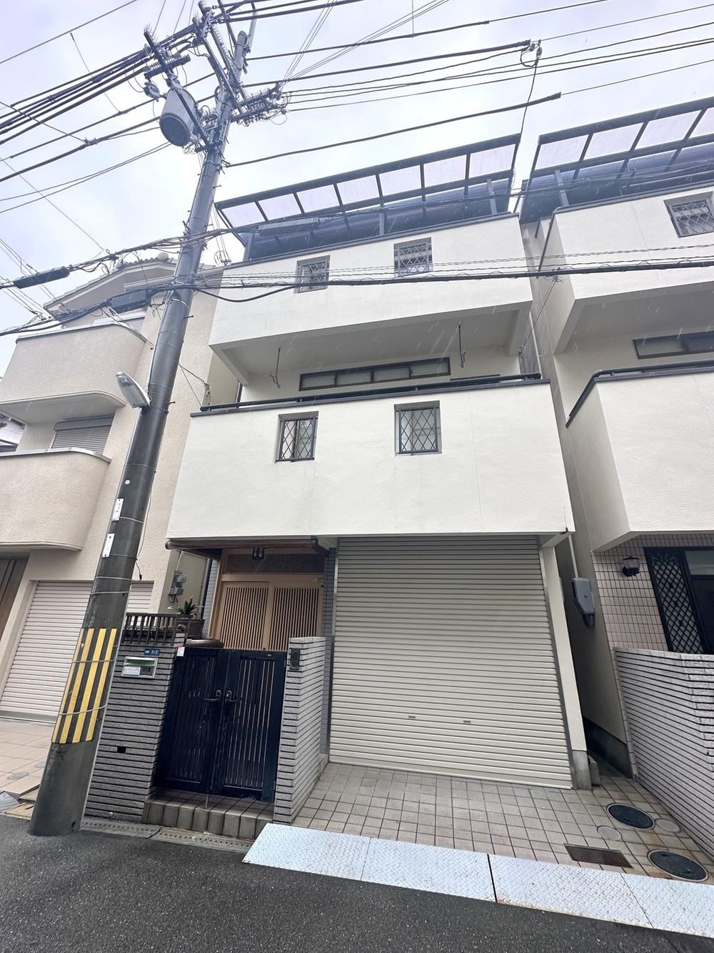4LDK+S house in Neyagawa, Osaka - Photo 1