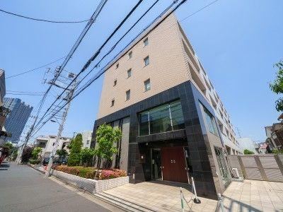 3LDK apartment in Shinjuku Ward, Tokyo - Photo 1