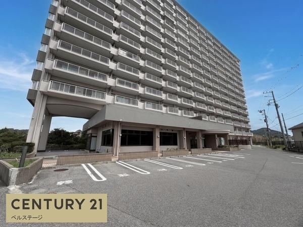 5DK apartment in Minamiboso, Chiba - Photo 1