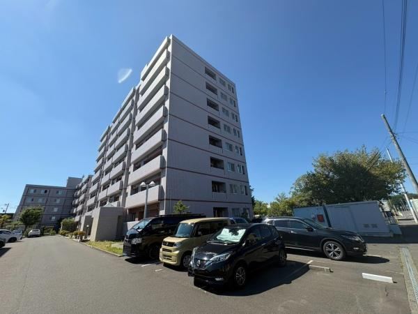 3LDK apartment in Higashi Ward, Sapporo, Hokkaido - Photo 1